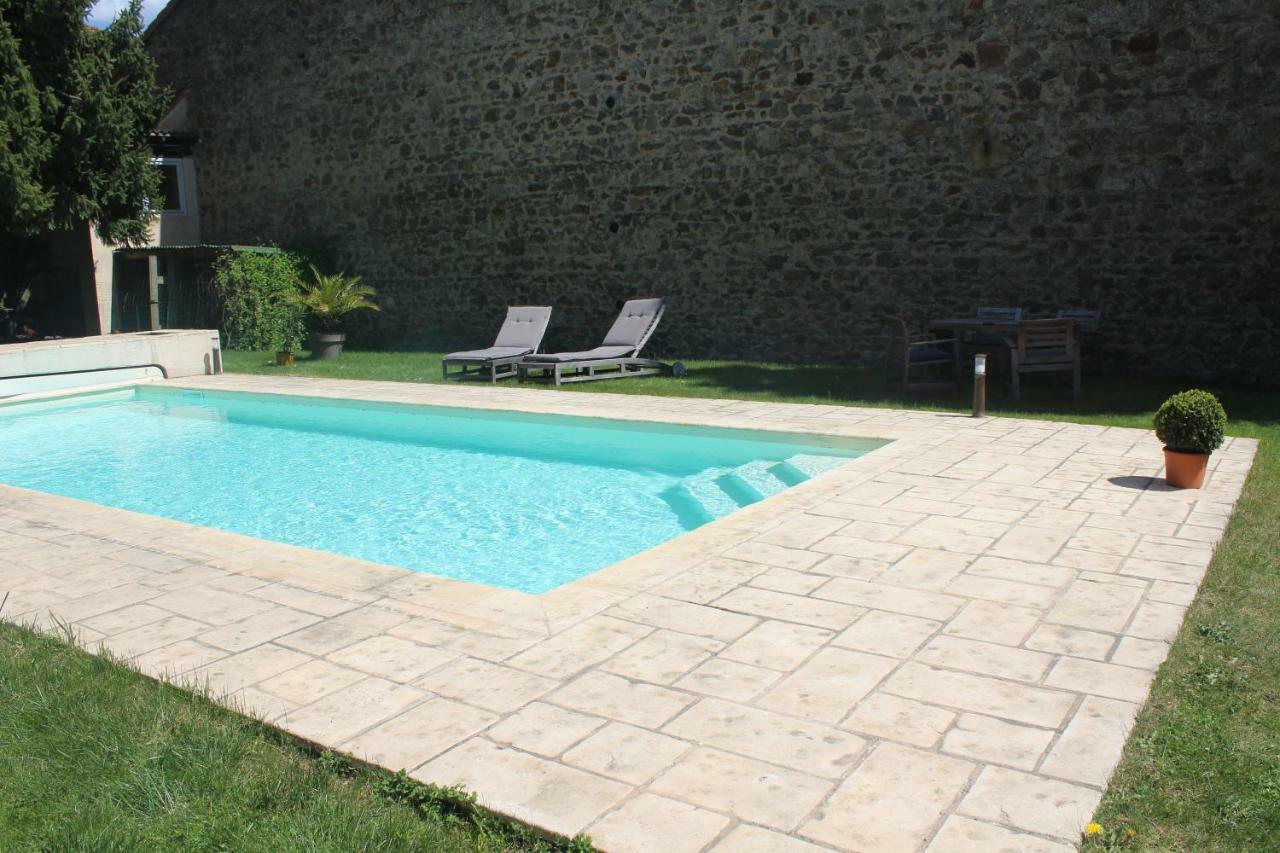 Les Marronniers Panzió Saint-Didier-en-Velay Kültér fotó